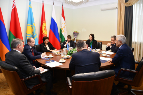 On the meeting of the CSTO Secretary General Imangali Tasmagambetov with the Special Representative of the UN Secretary General for Afghanistan and Head of the UN Assistance Mission in Afghanistan Roza Otunbayeva