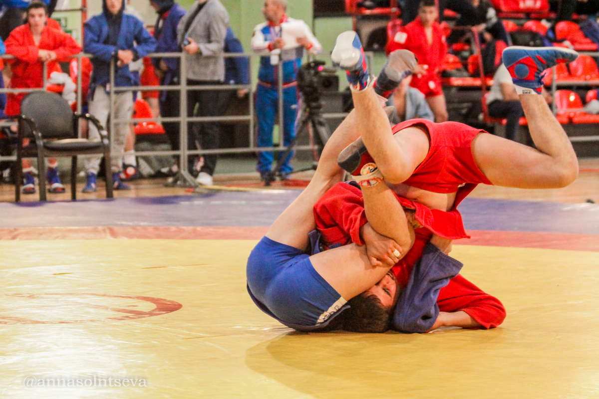 Russian sambo fighters won the IV International Youth Sambo Festival “For CSTO Prizes”, held in Moscow.