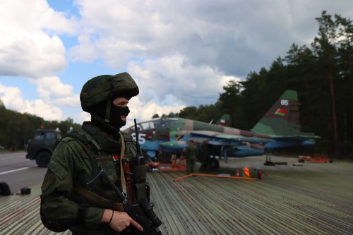 "Echelon-2023": military pilots have practiced landing on a motorway