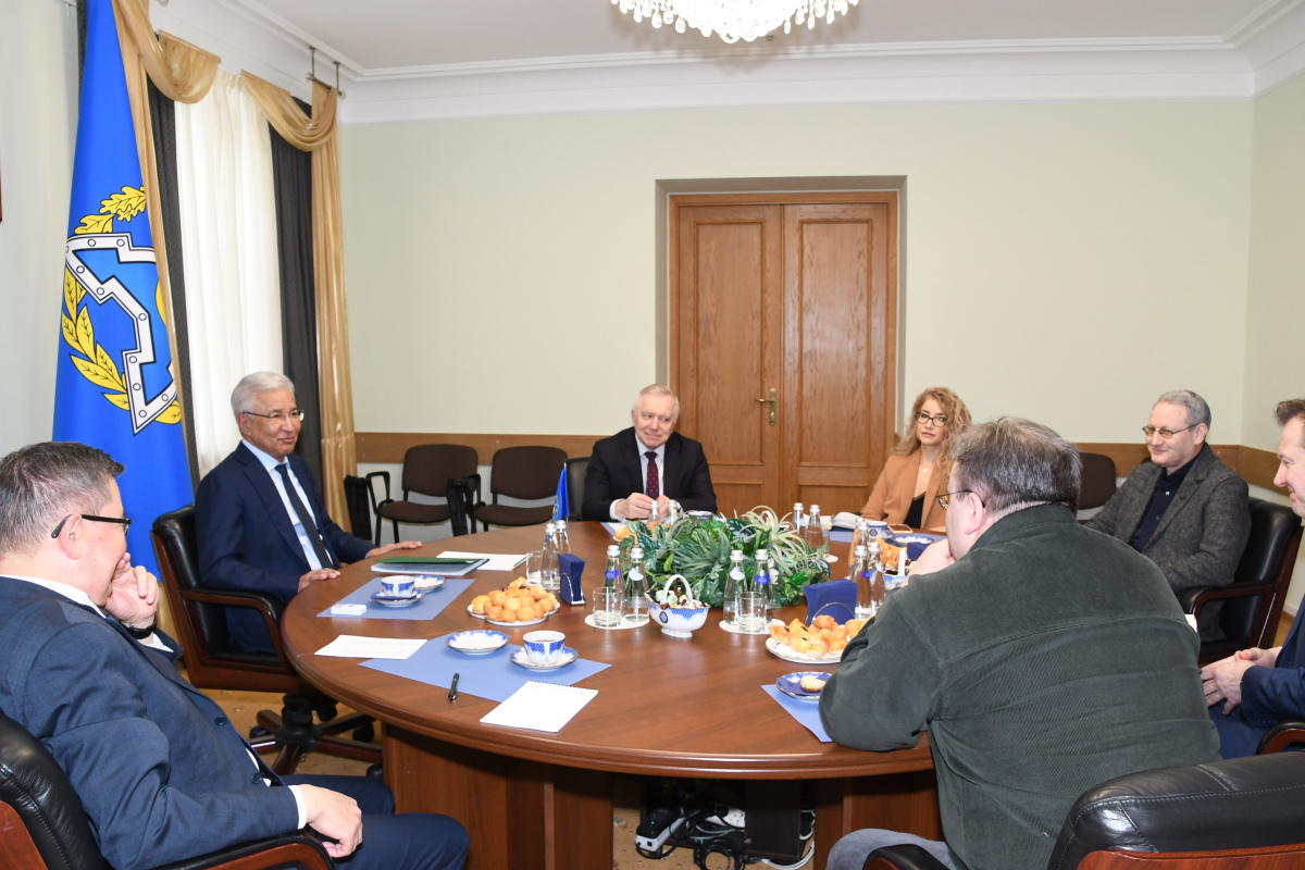 An expert round table was held in the CSTO Secretariat