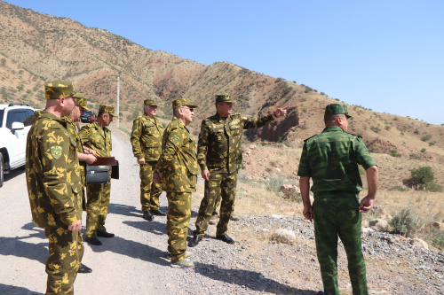 CSTO Secretary General Talatbek Masadykov visits sections of the Tajik-Afghan border