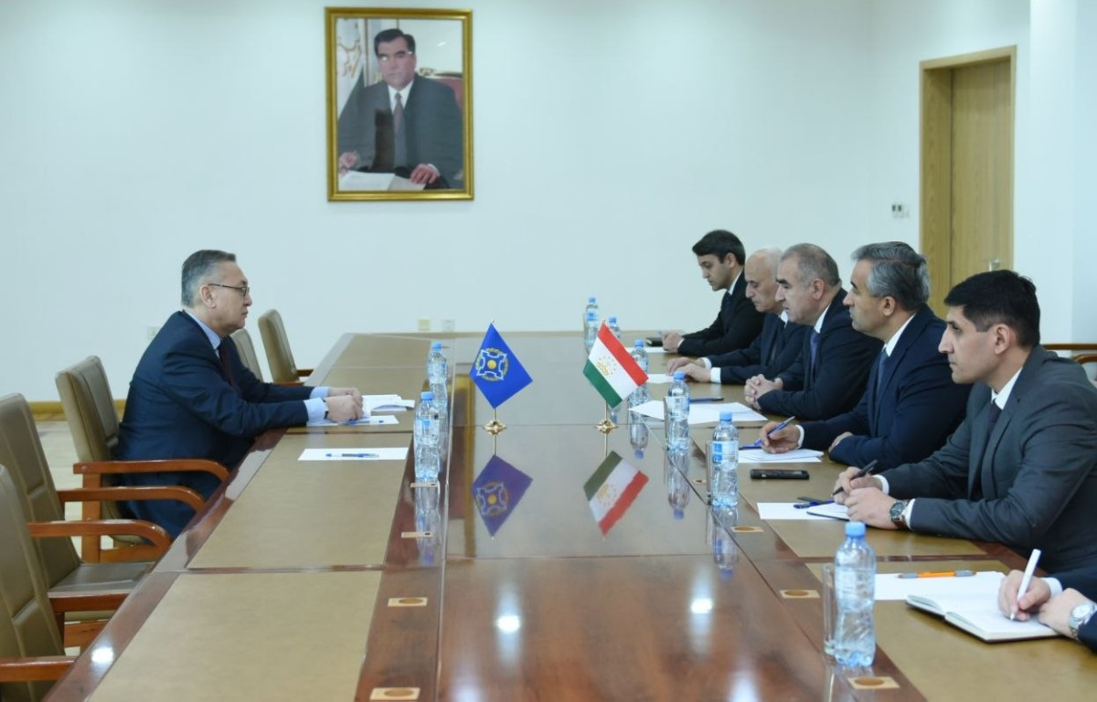A meeting was held between CSTO Secretary General Talatbek Masadykov and Secretary of the Security Council of Tajikistan Rahmon Yusuf Ahmadzoda
