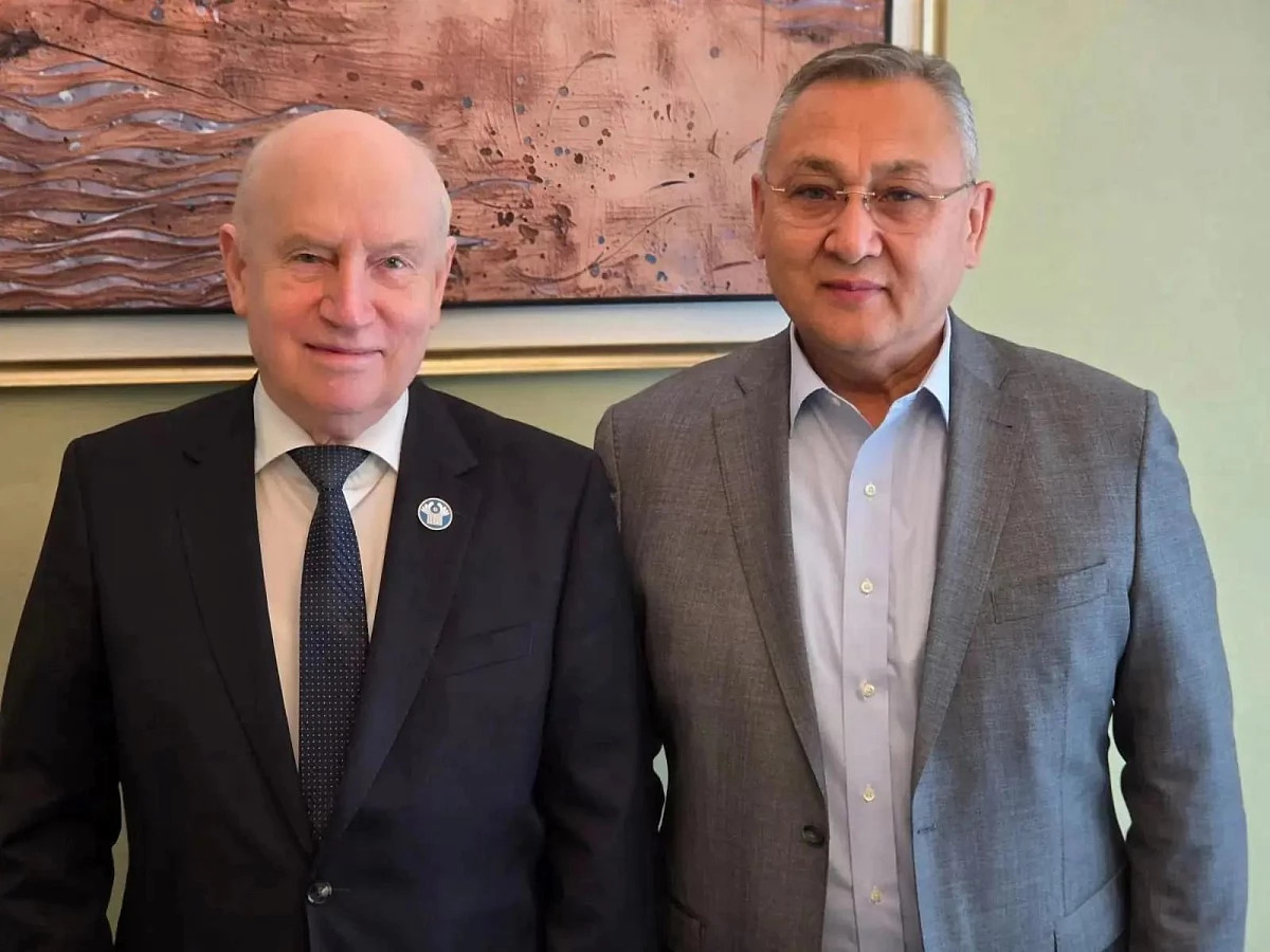 CSTO Secretary General Talatbek Masadykov held a meeting with CIS Secretary General Sergey Lebedev