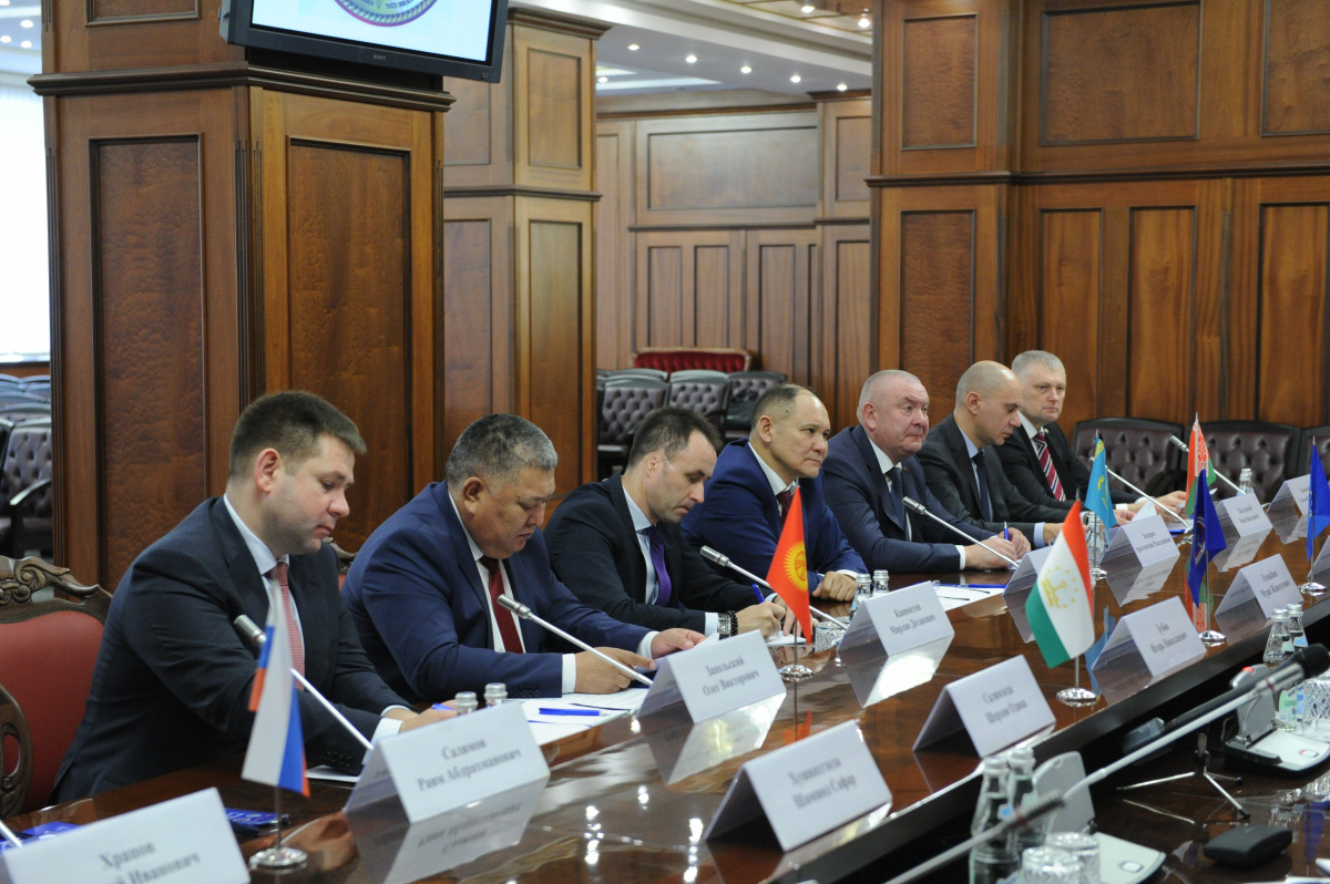 The CSTO Coordinating Council of the heads of the anti-drug departments at a meeting in Moscow discussed the drug situation in countries bordering the Organization’s area of responsibility and the problem of expanding drug production in Afghanistan