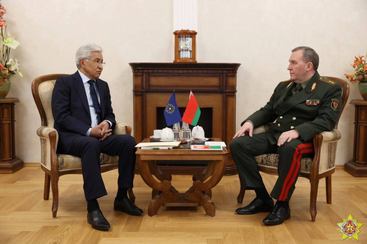The CSTO Secretary General Imangali Tasmagambetov met with the Belarusian Defense Minister Viktor Khrenin