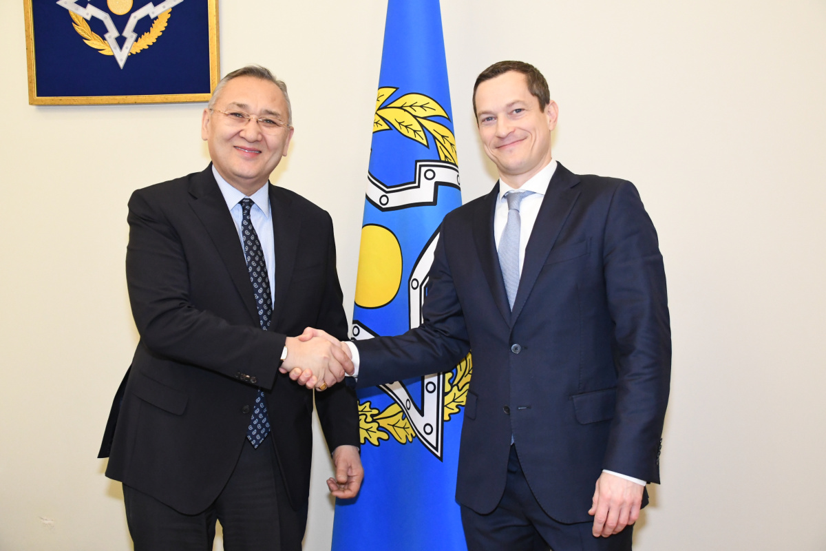 CSTO Secretary General and CSTO PA Responsible Secretary hold a working meeting