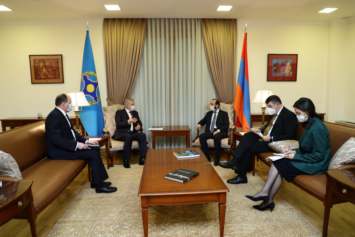 The Foreign Minister of the Republic of Armenia Ararat Mirzoyan had a meeting with the CSTO Secretary General Stanislav Zas