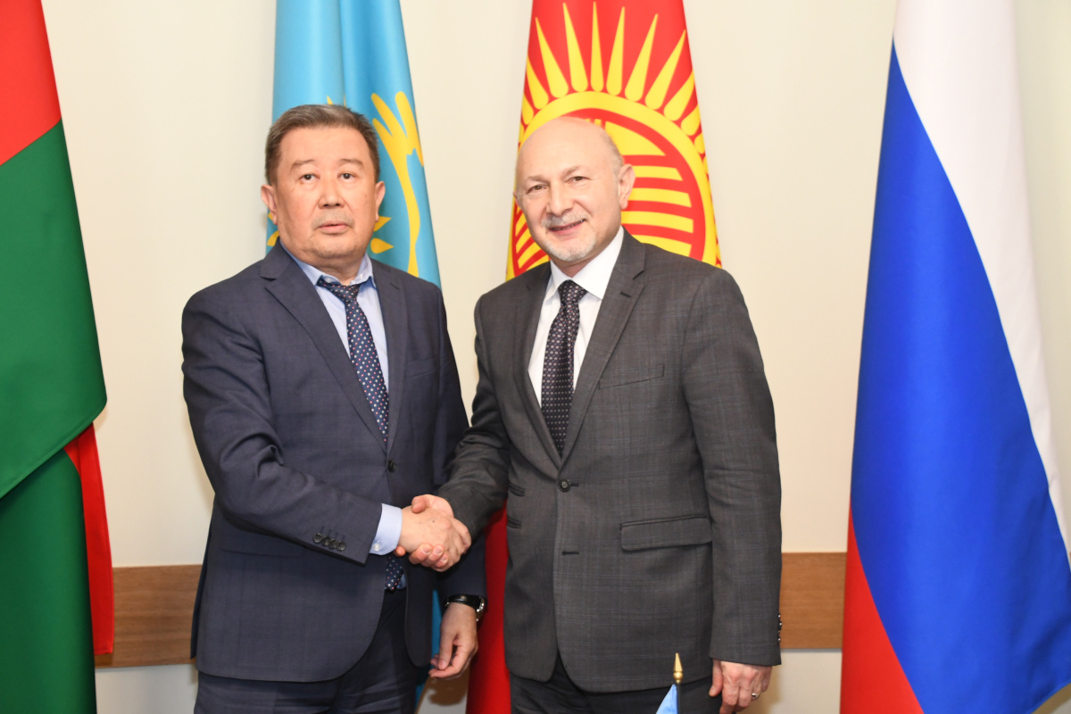 A meeting was held between Acting CSTO Deputy Secretary General Samat Ordabaev and UN Secretary-General’s Special Representative for Central Asia Kaha Imnadze