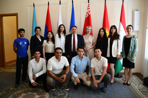 The CSTO Secretariat staff met with participants in the International School of Diplomacy on the subject of Eurasian partnership