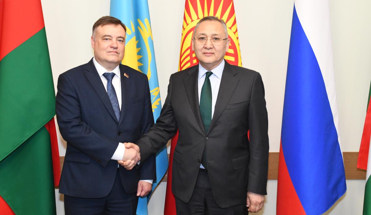 The CSTO Secretary General Talatbek Masadykov met with newly appointed Permanent and Plenipotentiary Representative of Belarus to the CSTO Vladimir Bespaly