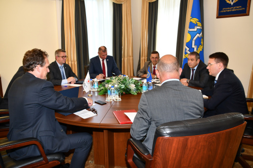 The CSTO Deputy Secretary General Takhir Khairulloyev met with Boris Michel, Head of the International Committee of the Red Cross Regional Delegation to Russia and the Republic of Belarus.