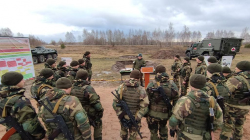 Participants of the "Indestructible Brotherhood-2021" training with the CSTO Peacekeeping Forces need to equip 48 observation posts and 19 checkpoints