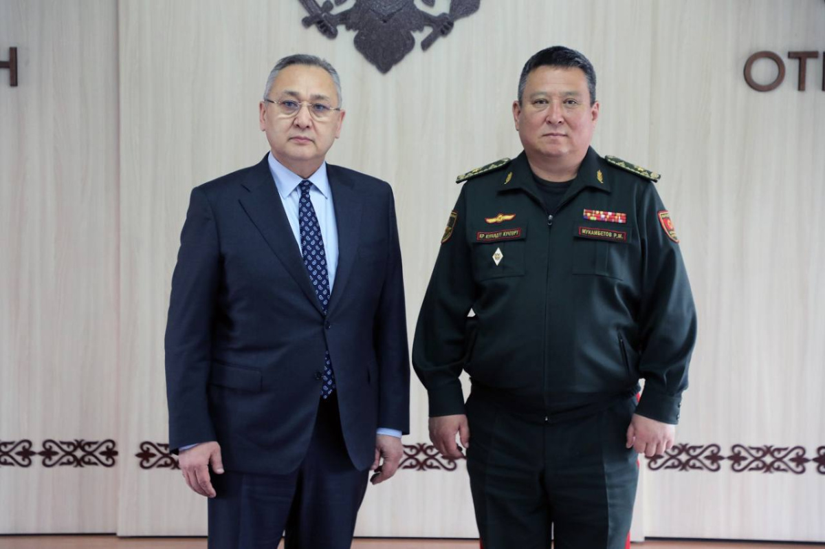 A meeting was held between CSTO Secretary General Talatbek Masadykov and Minister of Defense of the Kyrgyz Republic Ruslan Mukambetov