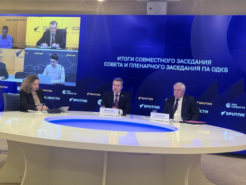 At the “Russia Today” press center, a joint press conference was held by Valery Semerikov, the CSTO Deputy Secretary General, and Anatoly Vybornov, Chairman of the CSTO PA Standing Commission on Defense and Security and member of the Russian State Duma