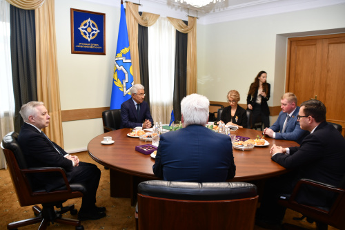 The CSTO Secretary General Imangali Tasmagambetov had a meeting with representatives of the political science community of the Organization's member states