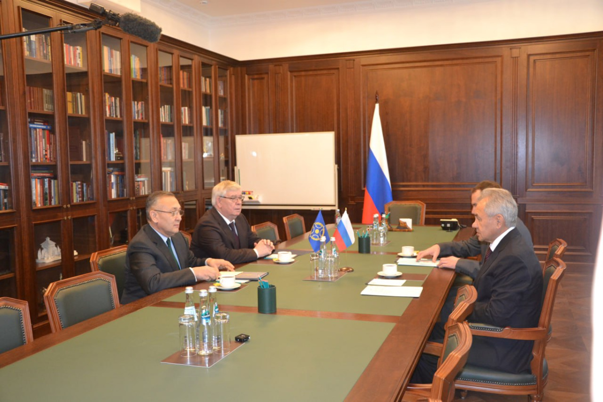 CSTO Secretary General Talatbek Masadykov met with Secretary of the Security Council of Russia Sergey Shoigu
